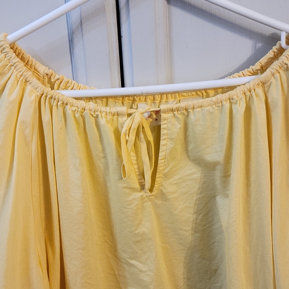 Levis puff sleeve cotton blouse -Size medium - Picture 9 of 11